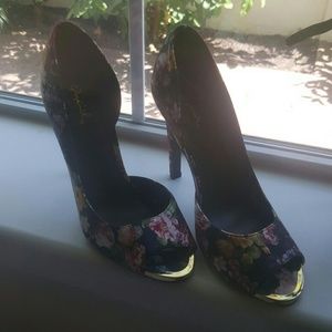 Summer lovely heels